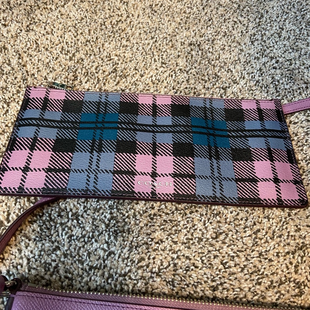 Coach Pink Crossbody Bag - Picture 4 of 6